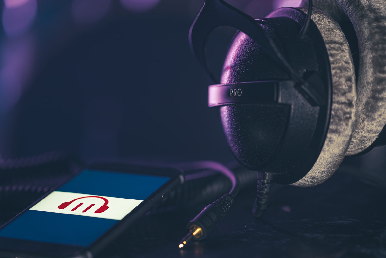 Why Every UK Brand Needs to Tune into Audio Branding Right Now